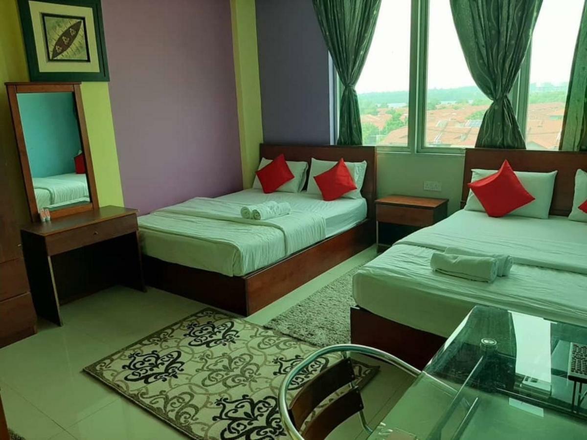 ซาวจานา ซิตี้ โฮเทล Hotel Bandar Saujana Putra ภายนอก รูปภาพ