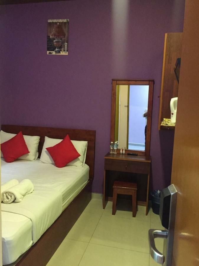 ซาวจานา ซิตี้ โฮเทล Hotel Bandar Saujana Putra ภายนอก รูปภาพ