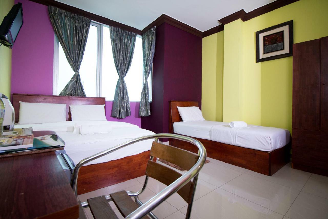 ซาวจานา ซิตี้ โฮเทล Hotel Bandar Saujana Putra ภายนอก รูปภาพ